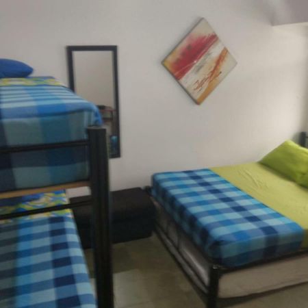 Casa Blanca Hostel Medellín Esterno foto