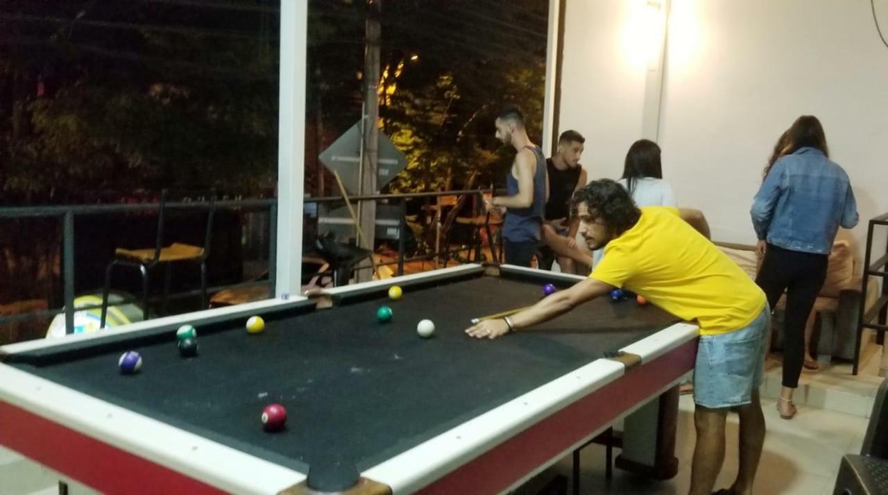 Casa Blanca Hostel Medellín Esterno foto